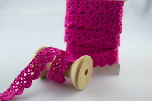 Klöppelspitze Breite 15mm Dunkles Pink 3 m Paket